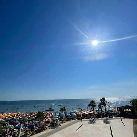 Beautiful Sea View Apartment Дуррес Экстерьер фото